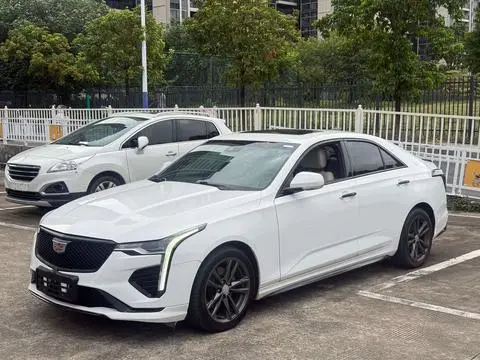 Cadillac CT4 2021