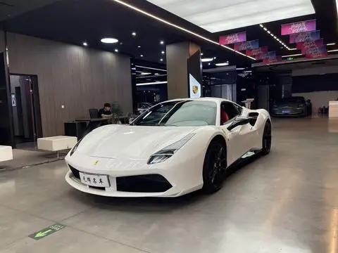 Ferrari 488 2015 — фото 1