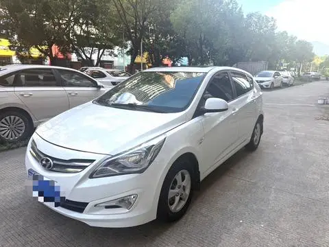 Hyundai Reina 2016