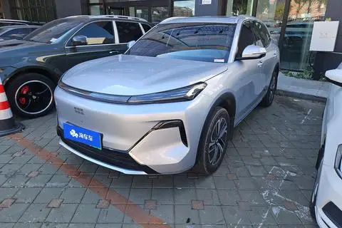 Geely 星舰7 EM-i 2025