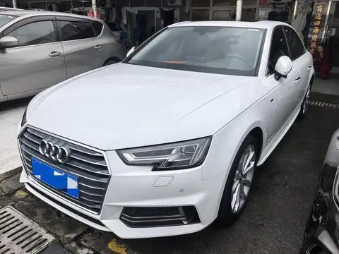 Audi A4L 2018