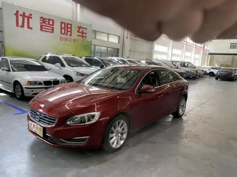 Volvo S60 2015