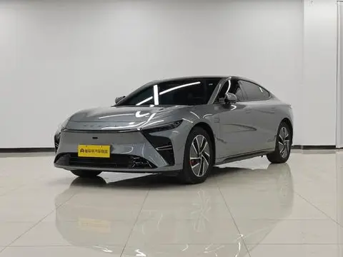 Exeed ES 2025