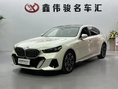 BMW 5 Series 2024