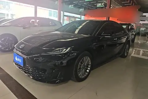 Toyota Camry 2024