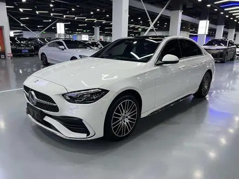 Mercedes-Benz C-Class 2024