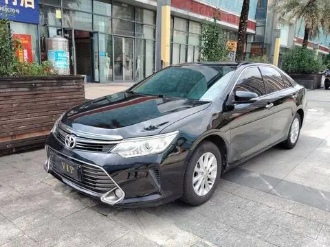 Toyota Camry 2015
