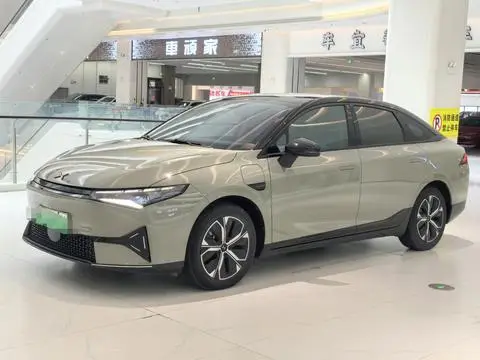 XPeng 小鹏P5 2022