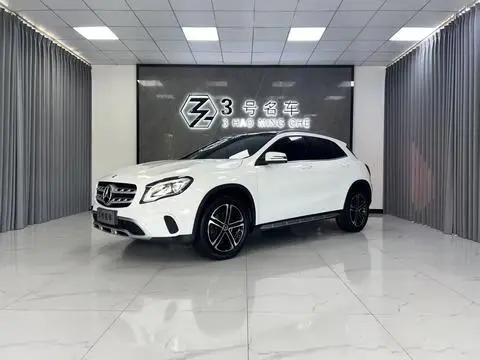 Mercedes-Benz GLA 2018 — фото 1