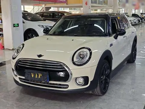 MINI CLUBMAN 2016