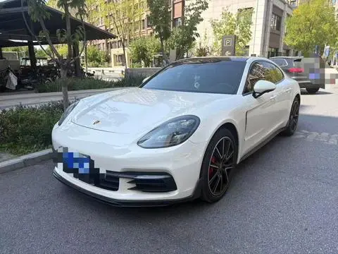 Porsche Panamera 2020