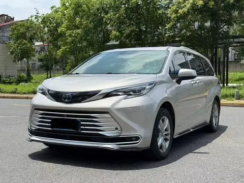 Toyota 赛那 2021