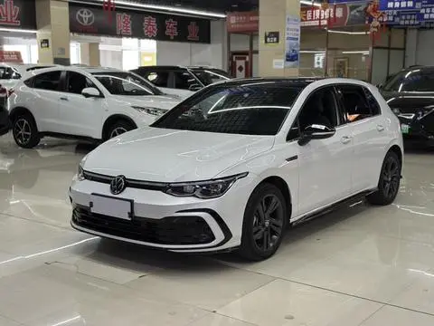 Volkswagen Golf 2023