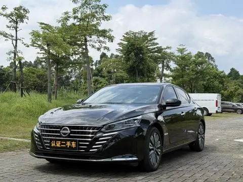 Nissan Teana 2022 — фото 1