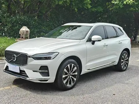 Volvo XC60 2025