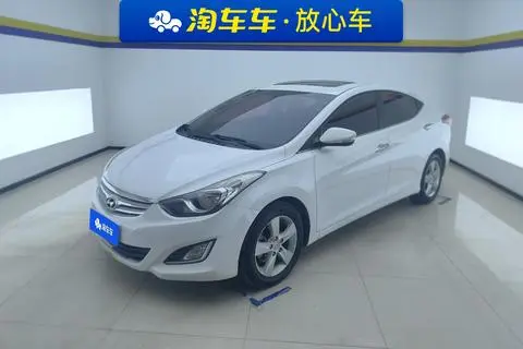 Hyundai Elantra Langdong 2012