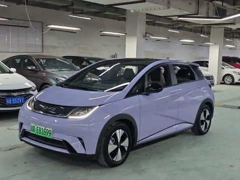 BYD Dolphin 2023