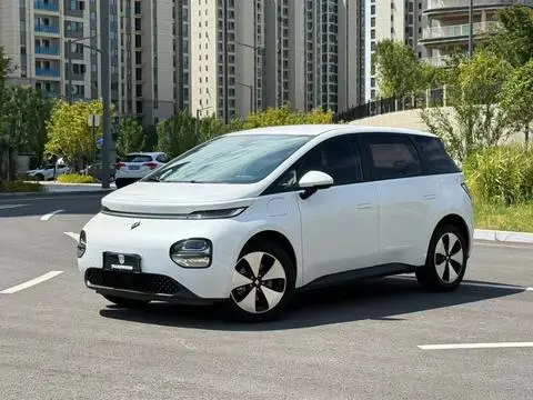 Baojun 云朵 2023