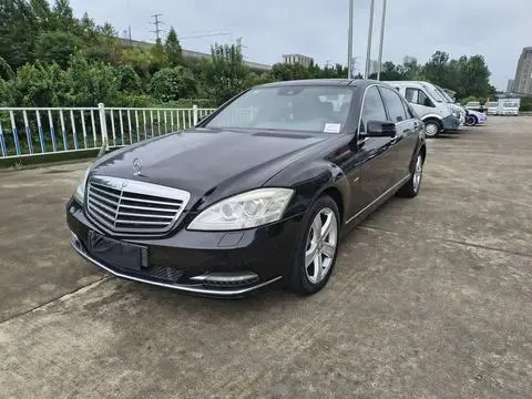 Mercedes-Benz S-Class 2012
