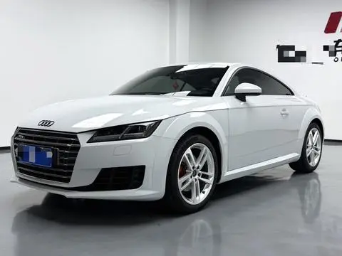 Audi TT 2015