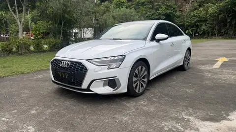 Audi A3 2021 — фото 1