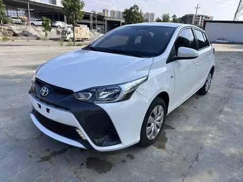 Toyota Yaris L Zhixuan 2019 — фото 1