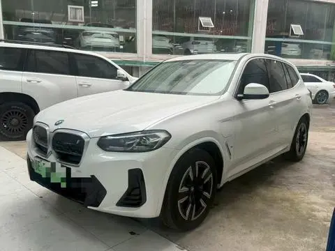 BMW iX3 2023 — фото 1