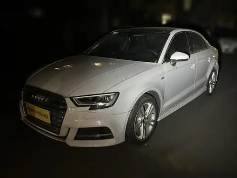 Audi A3 2020 — фото 1