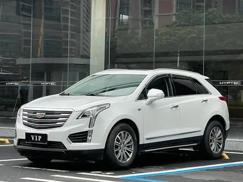 Cadillac XT5 2017 — фото 1