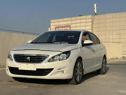 Peugeot 408 2016
