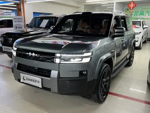 BYD Leopard 钛7 PHEV 2025