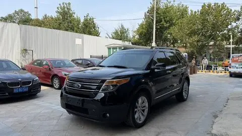 Ford 探险者 2013
