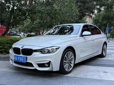 BMW 3 Series 2019 — фото 1
