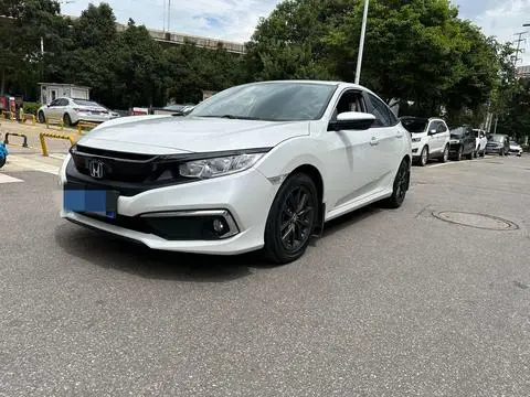 Honda Civic 2019 — фото 1