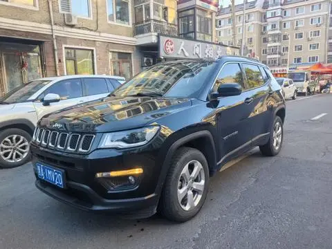 Jeep 指南者 2017