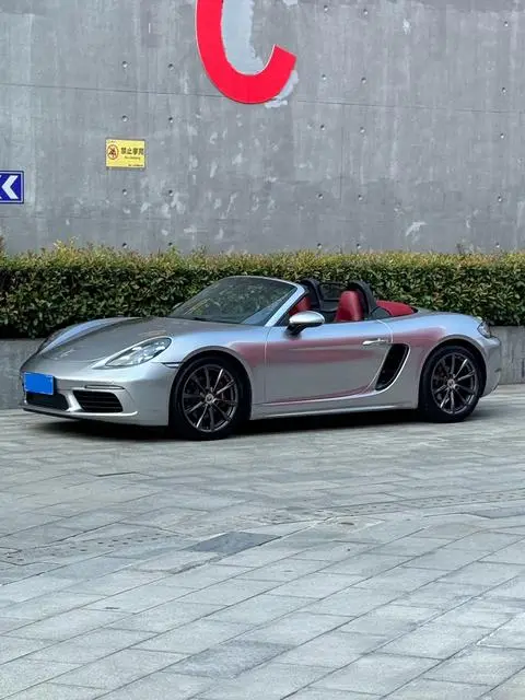 Porsche 718 2018