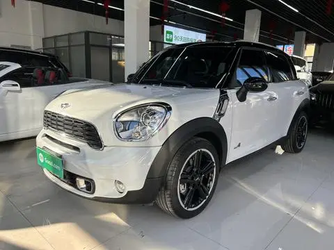 MINI COUNTRYMAN 2012
