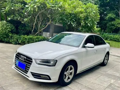 Audi A4L 2016 — фото 1