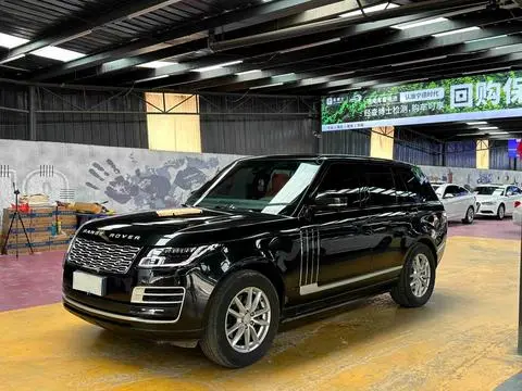 Land Rover 揽胜 2015 — фото 1