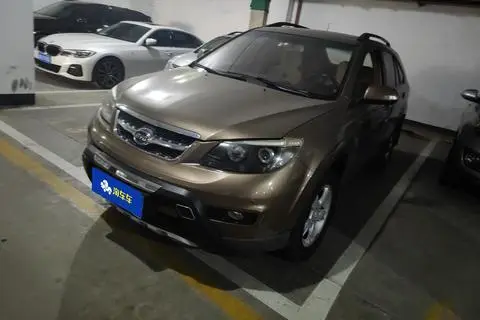 BYD S6 2011 — фото 1