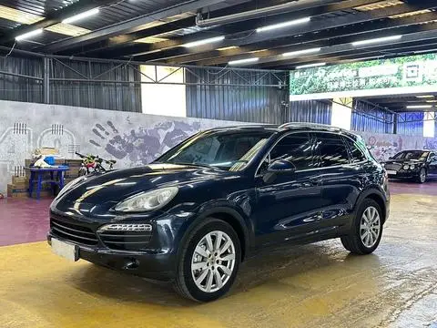 Porsche Cayenne 2011