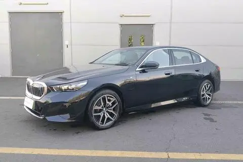 BMW i5 2025