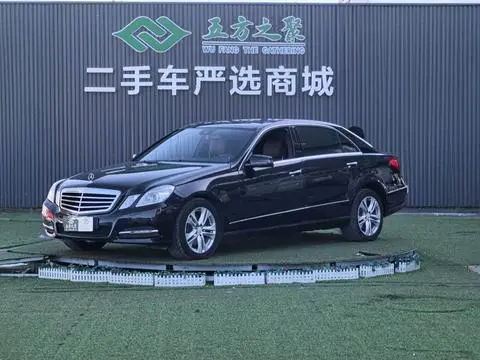 Mercedes-Benz E-Class 2010