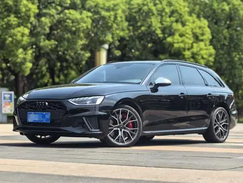 Audi S4 2024