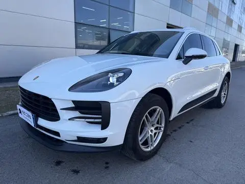 Porsche Macan 2020 — фото 1