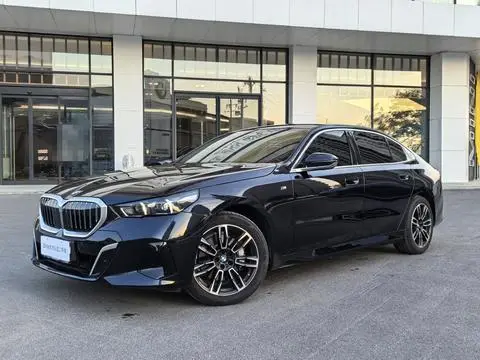 BMW 5 Series 2024