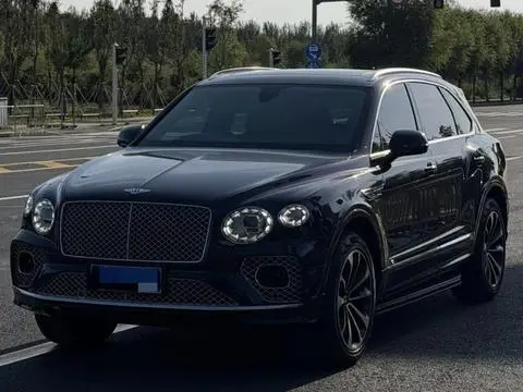 Bentley 添越 2022