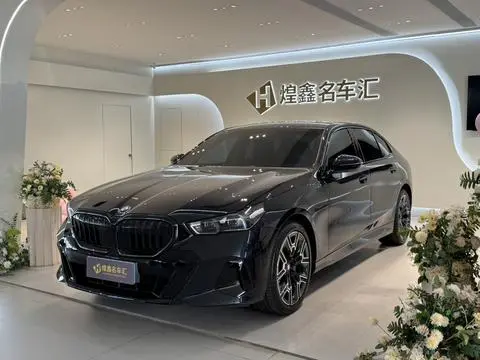 BMW 5 Series 2025