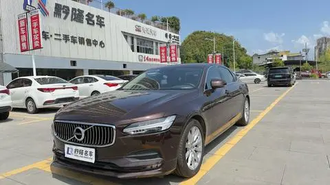 Volvo S90 2018 — фото 1