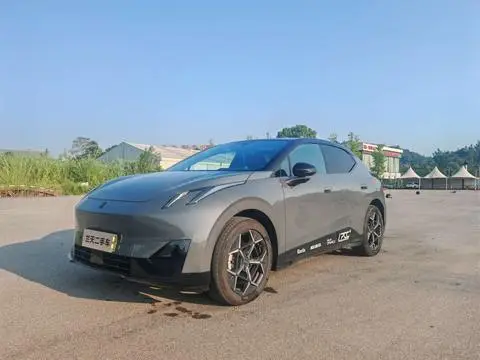 Lynk & Co 20 2025